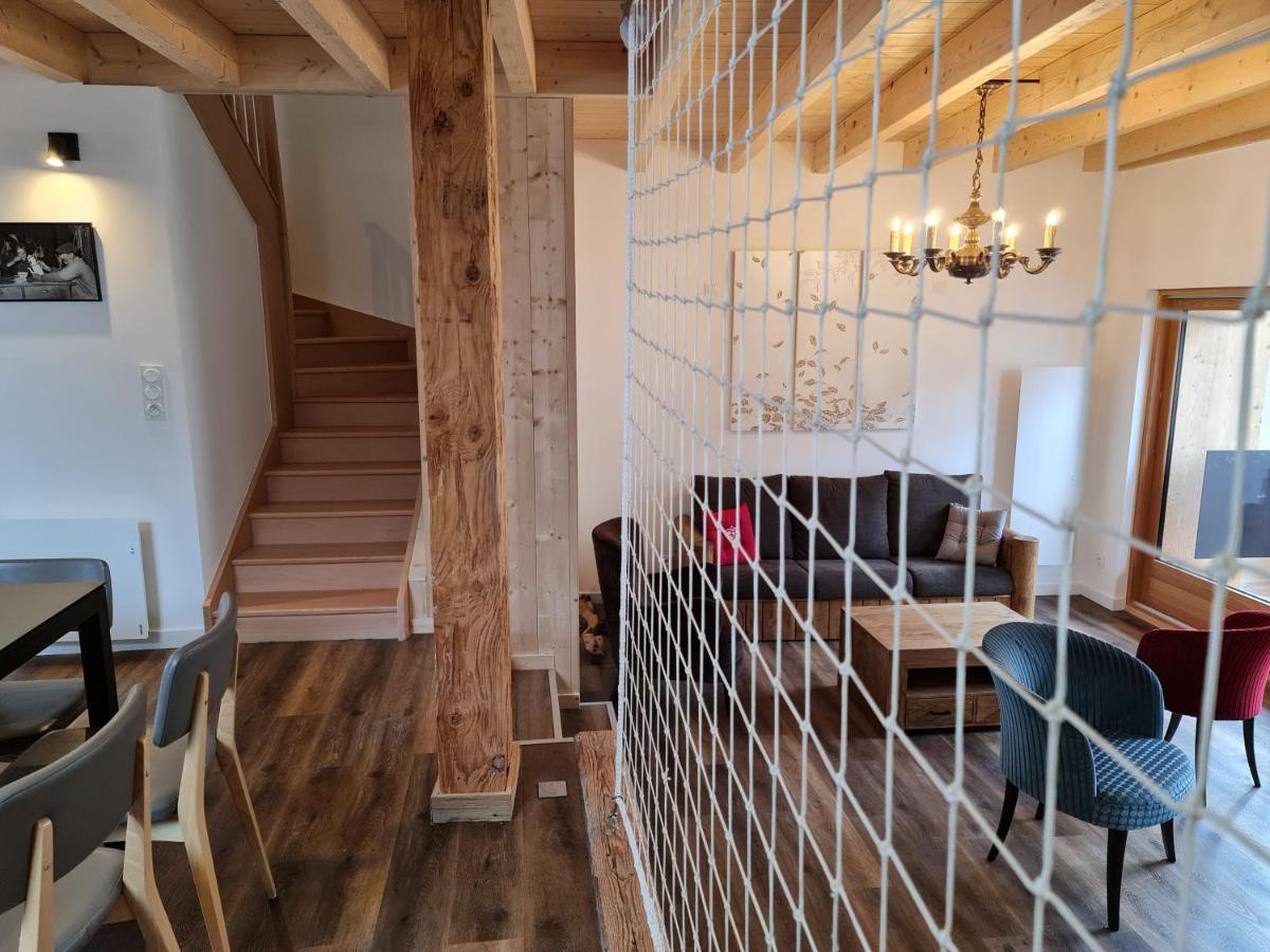La Maizon Du Bois - Le Haut Appartement De 130 M2 - Le Bas Appartement De 70 M2 ラ・プラーニュ エクステリア 写真