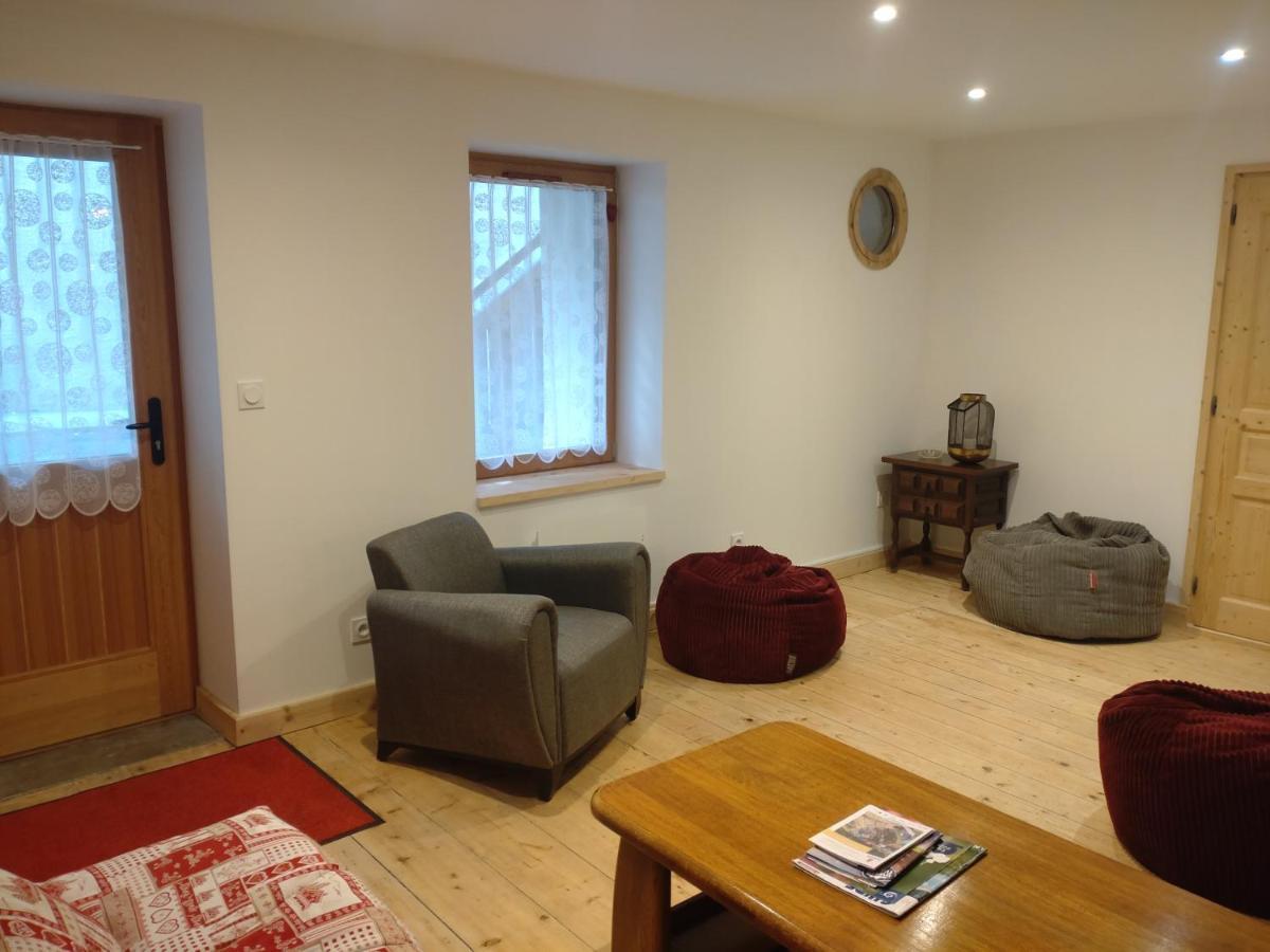 La Maizon Du Bois - Le Haut Appartement De 130 M2 - Le Bas Appartement De 70 M2 ラ・プラーニュ エクステリア 写真