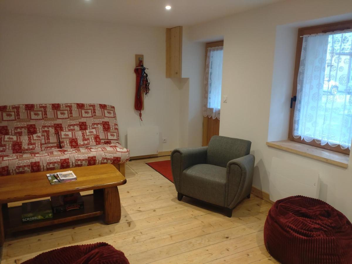La Maizon Du Bois - Le Haut Appartement De 130 M2 - Le Bas Appartement De 70 M2 ラ・プラーニュ エクステリア 写真