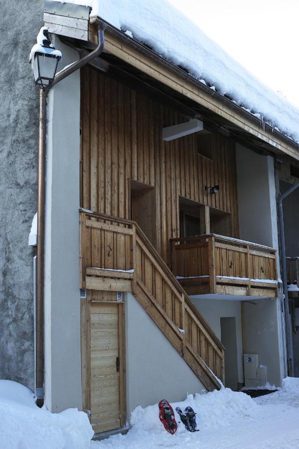 La Maizon Du Bois - Le Haut Appartement De 130 M2 - Le Bas Appartement De 70 M2 ラ・プラーニュ エクステリア 写真